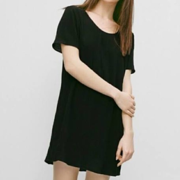 Aritzia Wilfred Free Teigen shift dress - Picture 11 of 12